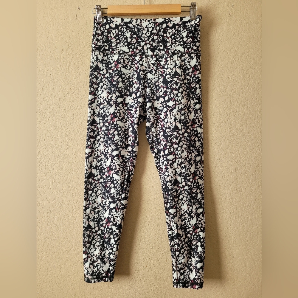 Balance Collection Leggings